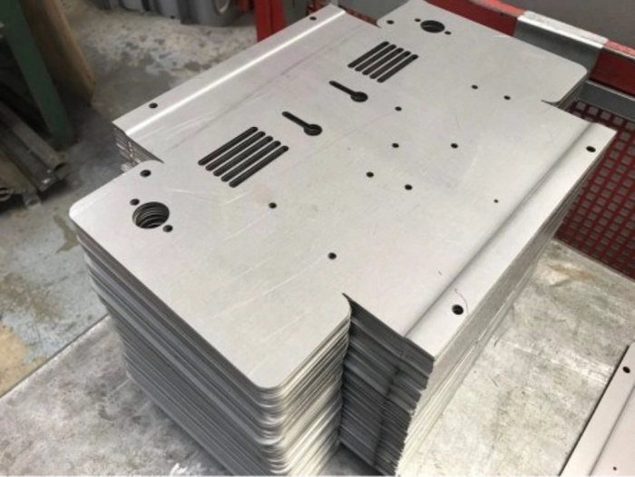 Những lưu ý giúp giảm chi phí gia công CNC kim loại tấm